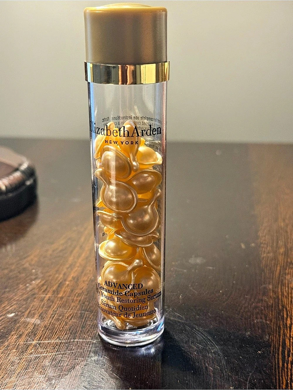 Elizabeth Arden Advanced Ceramide Capsules Daily Youth Restoring Serum
